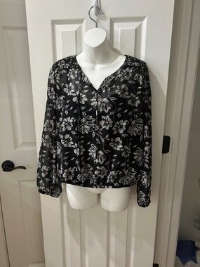 BCX women’s large blouse